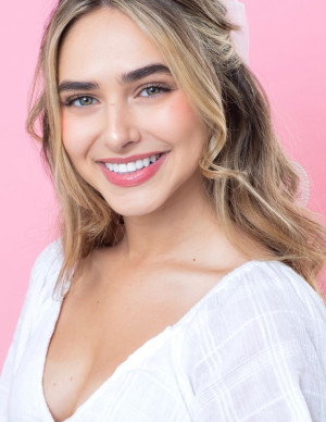Ashley Puzemis