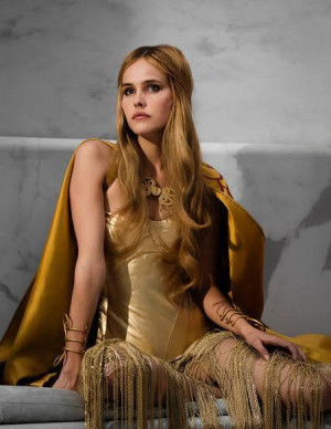 Isabel Lucas